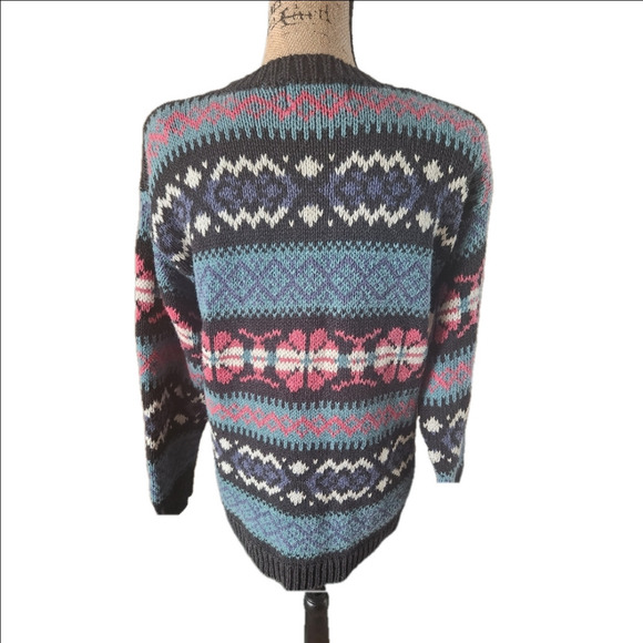 Med Woods & Gray Button Sweater - Picture 4 of 10